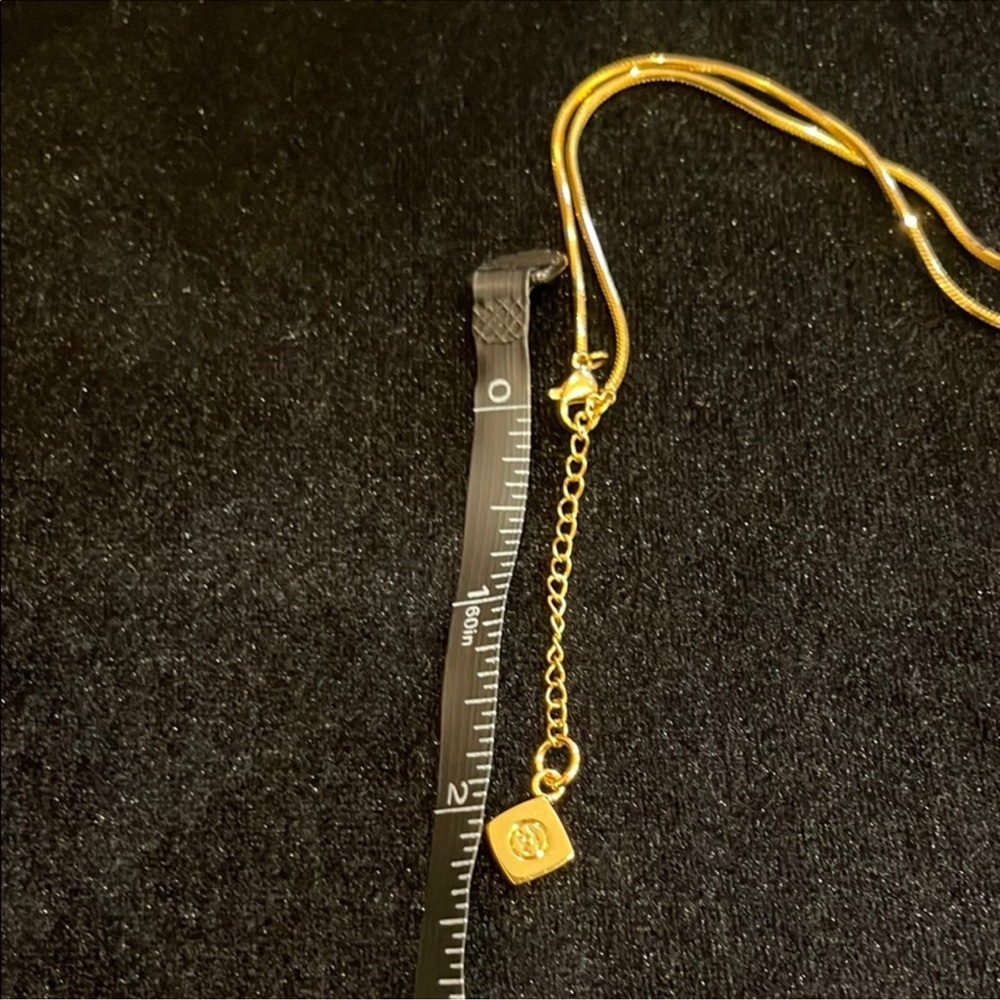 CHANEL Gold Necklace with Pearl and Logo Charm - Picture 9 of 10